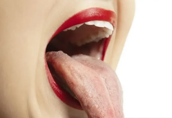 Czy pleśniawki jamy ustnej mogą świadczyć o cukrzycy lub anemii?